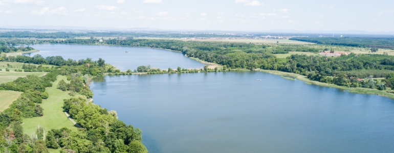 Průhlednost shora.