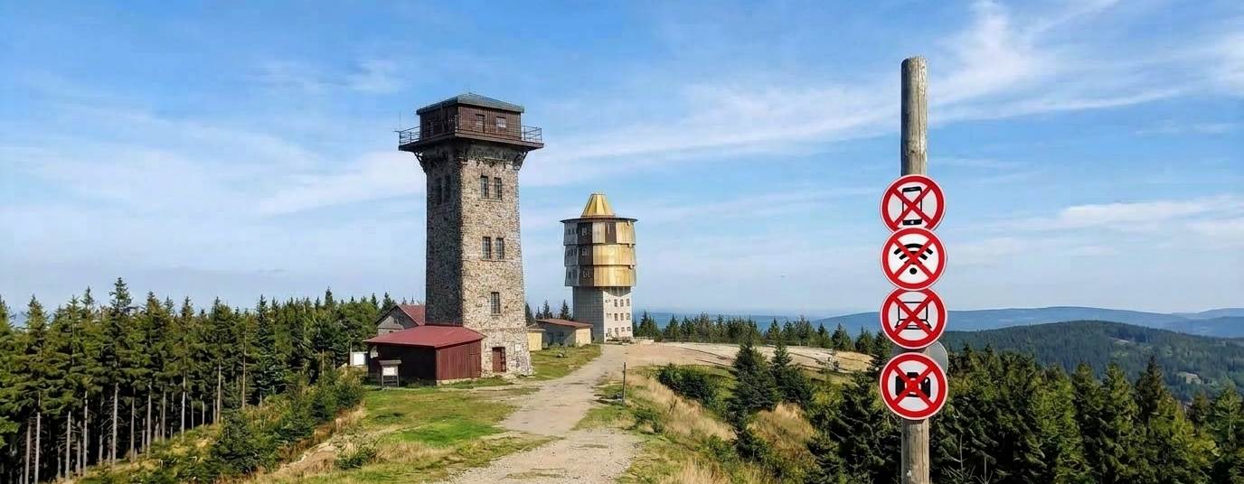 Čerchov s cedulemi offline.